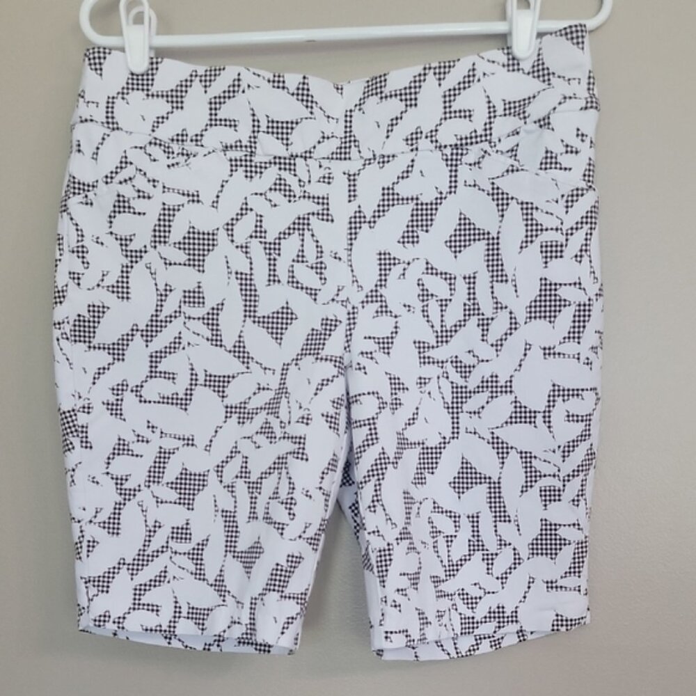 Signature Slimming Petite By Christopher & Banks Brown White Shorts Size 12P